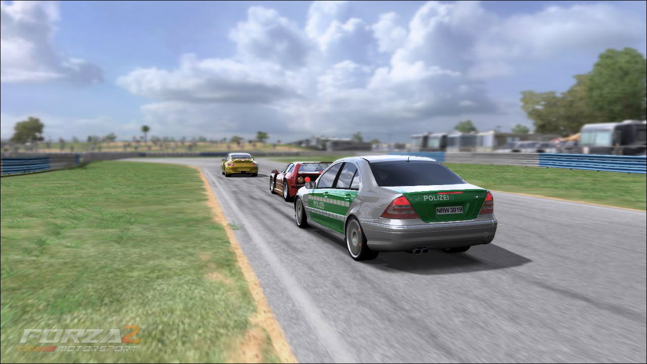 mercedes_c32_amg_polizei_1.jpg